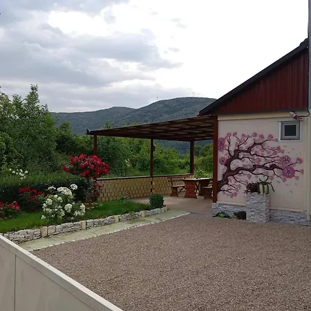 Holiday home Smjestaj Dada