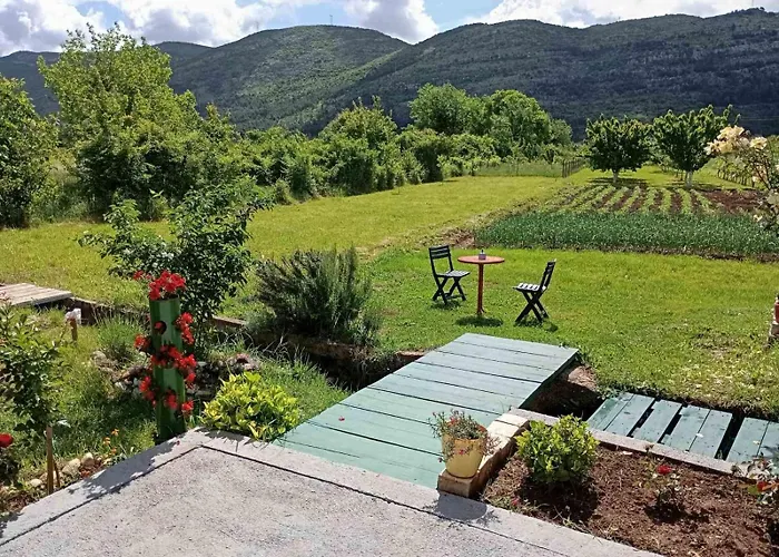 Smjestaj Dada Дом отдыха Требинье